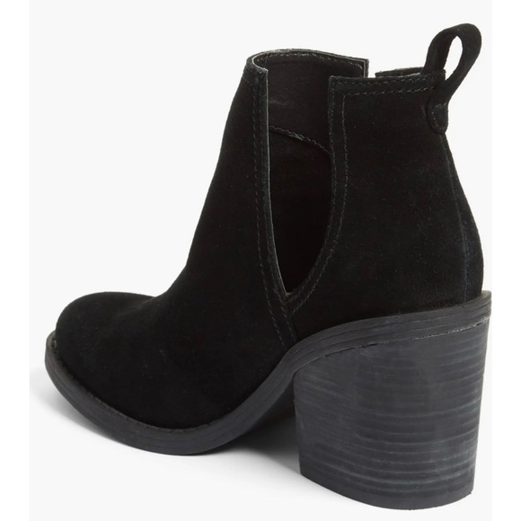 NIB $129R. Steve Madden Sharini Black Suede Bootie. Size 9 - Picture 5 of 15